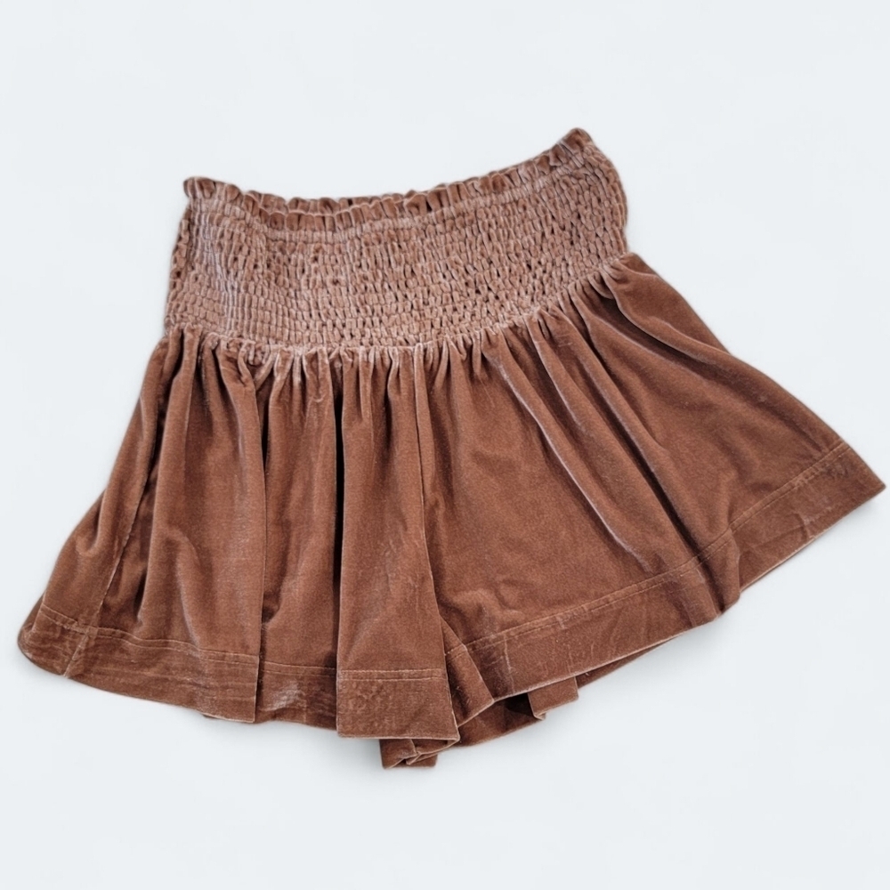 NEW TCEC Golden Brown Velvet High Waist Swing Shorts Size Medium Stretch
